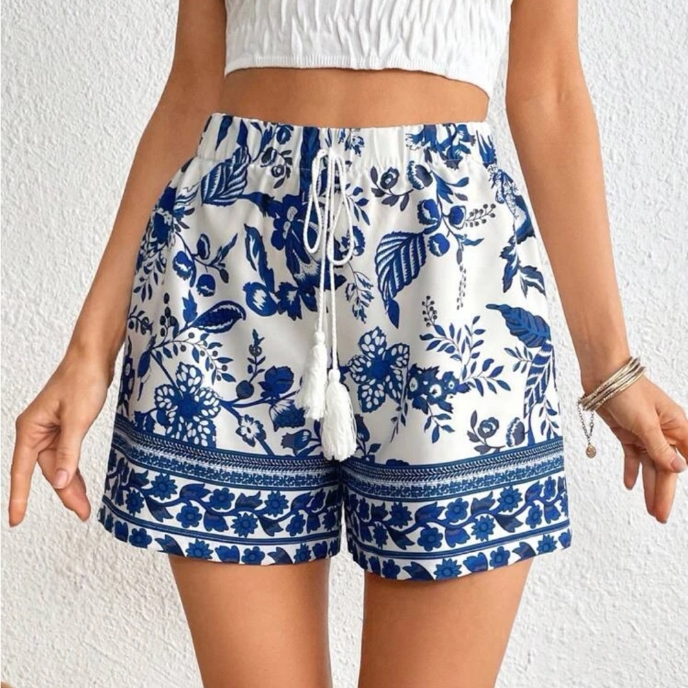 Boho Floral Print High Waist Shorts - Picture 5 of 6
